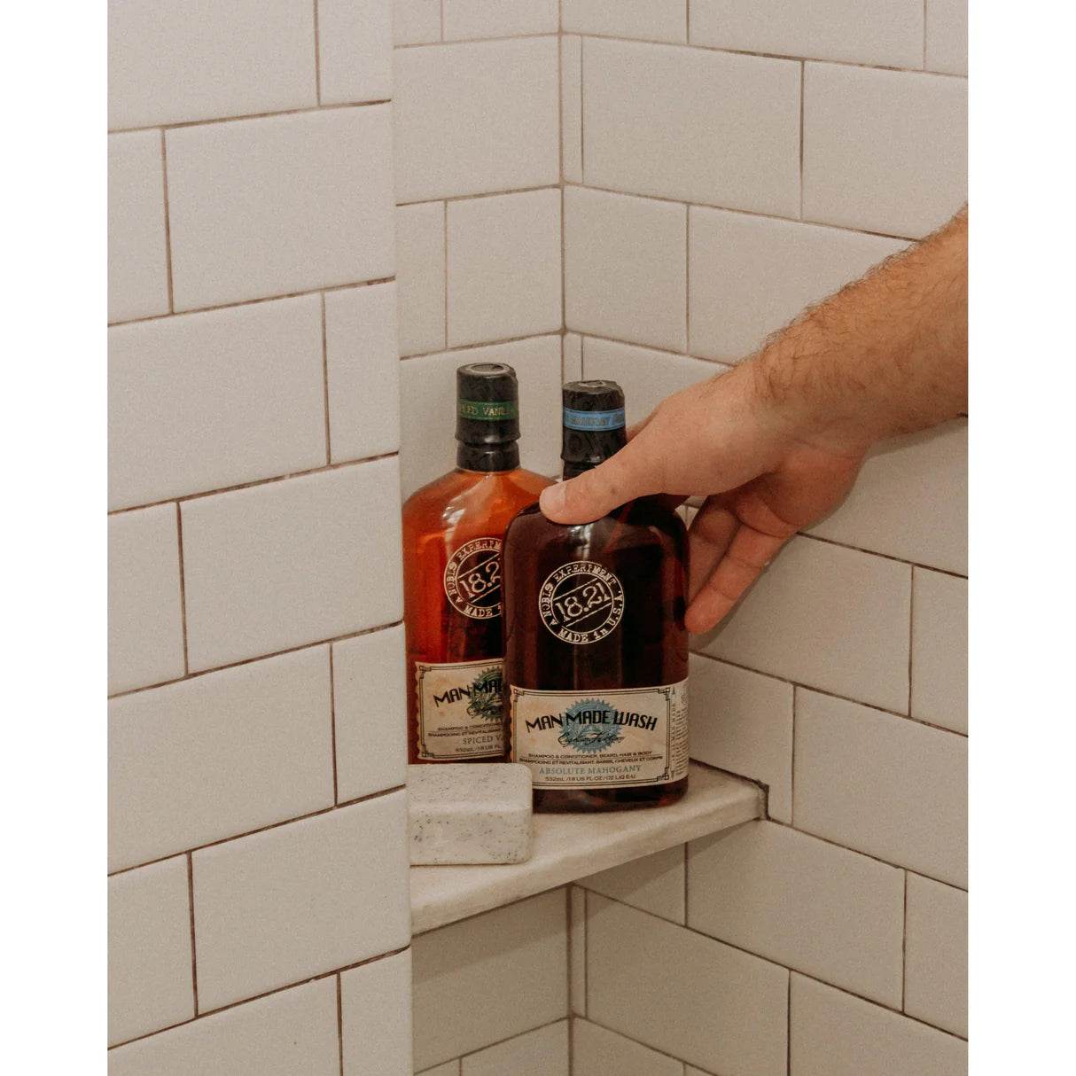 18.21 Man made. shampoing et revitalisant cheveux barbe et corps - Oli & Eve | Boutique capillaire végane et sans cruauté