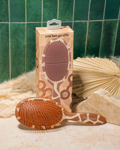 Framar. brosse démêlante - You bet Giraffe - Oli & Eve | Boutique capillaire végane et sans cruauté 